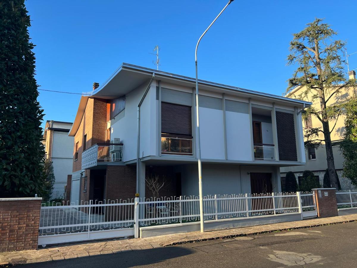 Apartamento la casa del parco Ferrari Módena Exterior foto